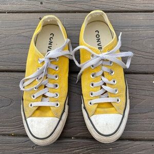 Converse Chuck Taylor All Star Unisex Yellow Low Top Shoes  - Size 4.5M/6.5W